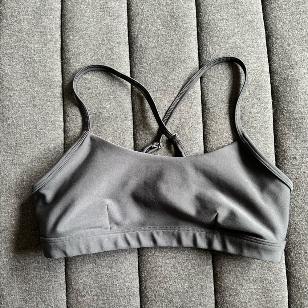 Alo sports bra
